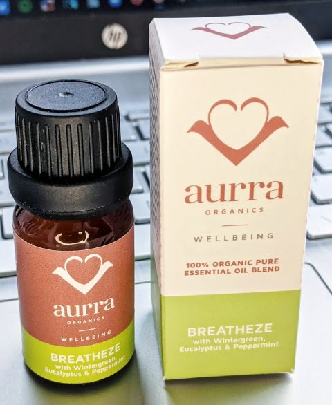 Breatheze essential oil: Quickly clear a blocked nose.