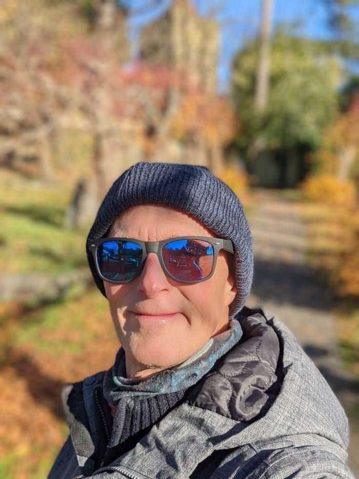 Out walking 10K steps in the morning sushine